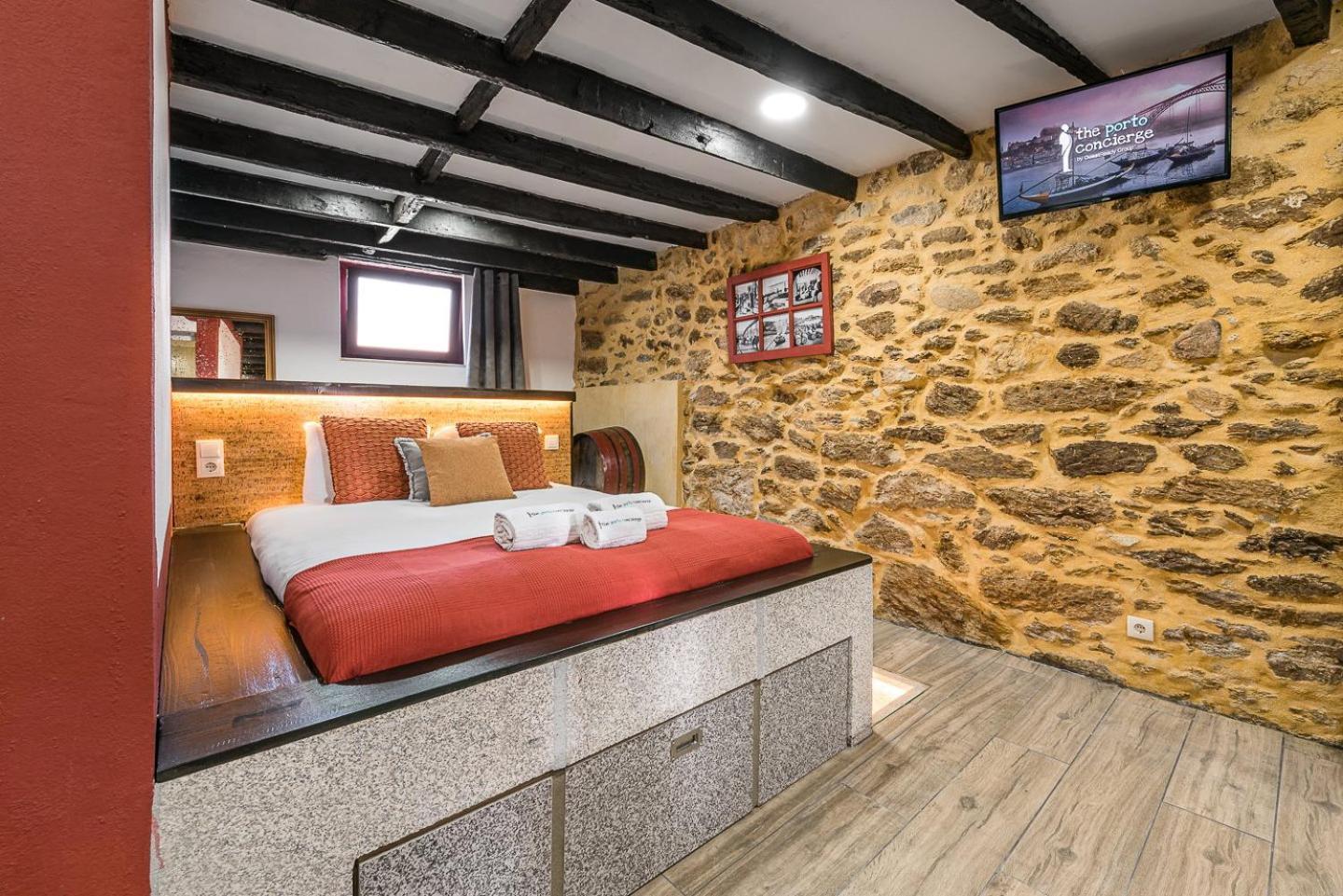 ホテル Guestready - Charming Stone Wall Retreat ヴィラ・ノヴァ・デ・ガイア エクステリア 写真